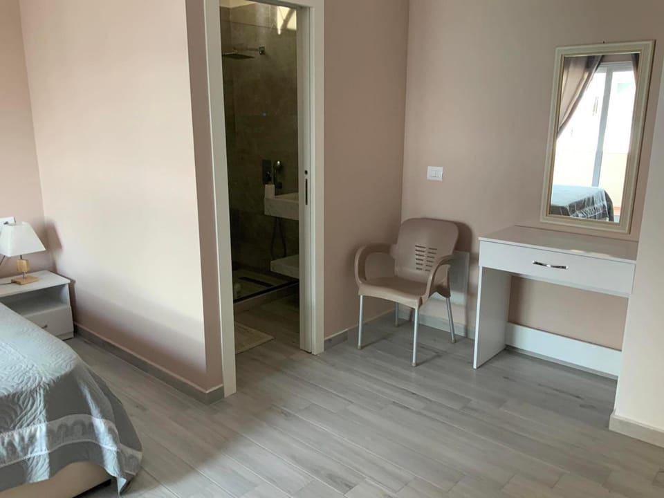 Meri Rooms Bed and Breakfast in Vlorë