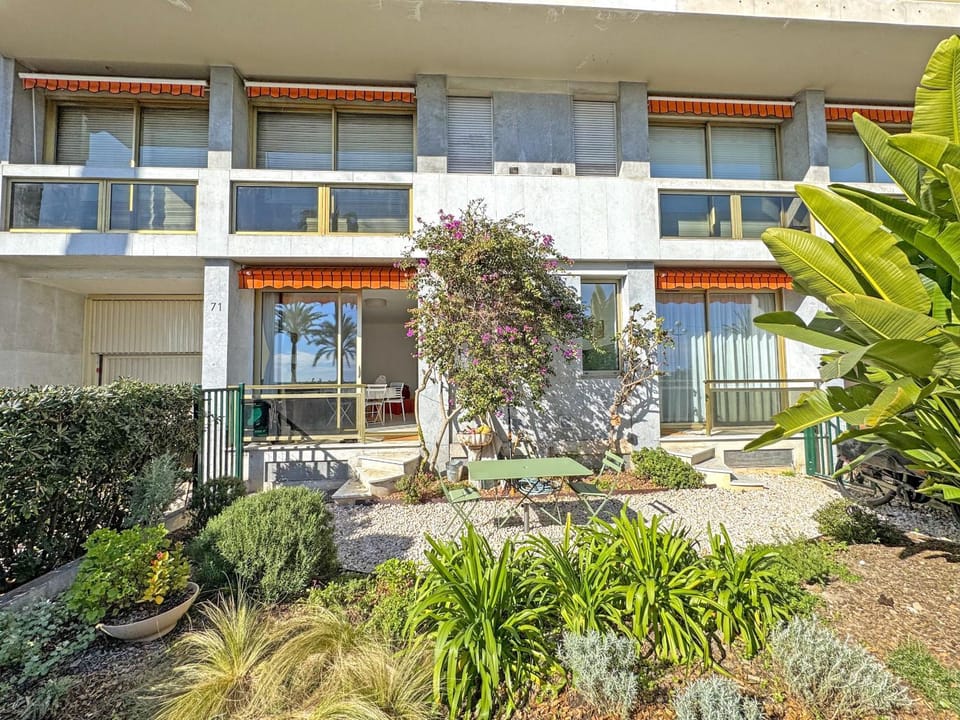 Patio, Garden, Garden view