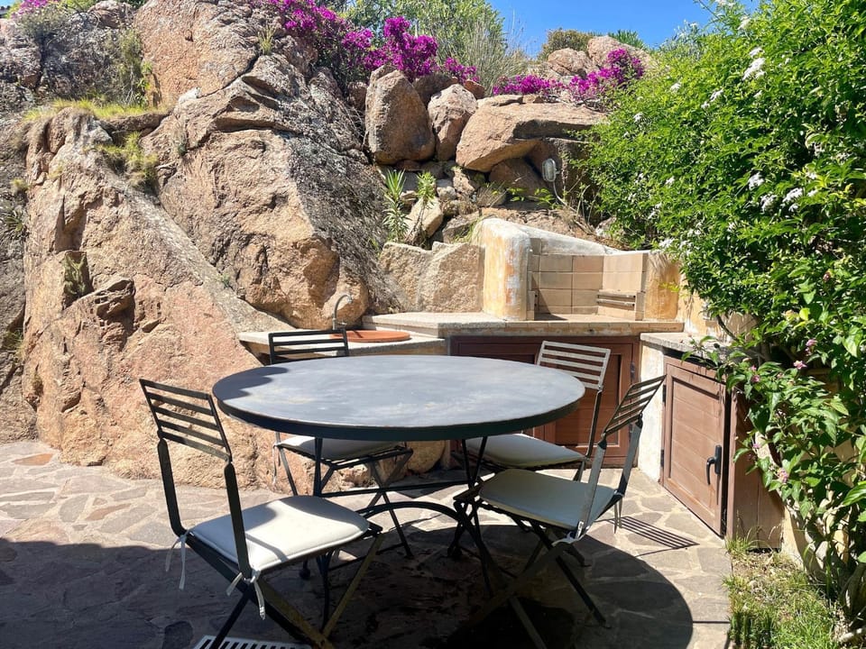 Dining area, Breakfast