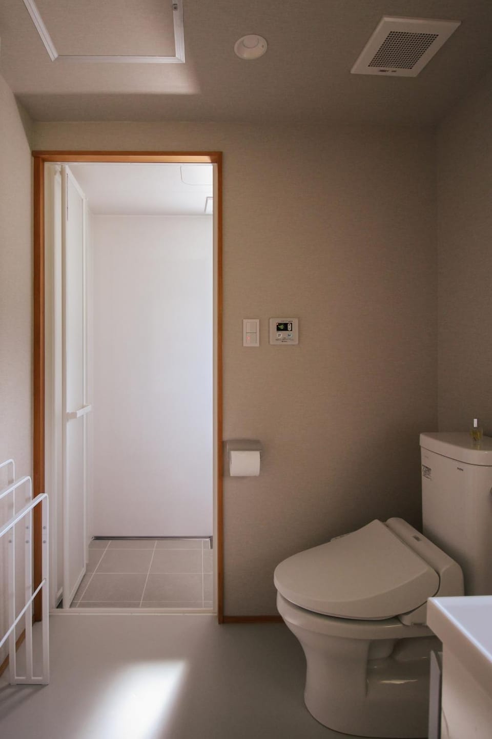 Toilet, Bathroom