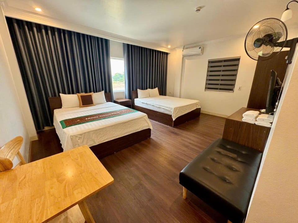 Family Transit Hotel Nội Bài Hotel in Laos