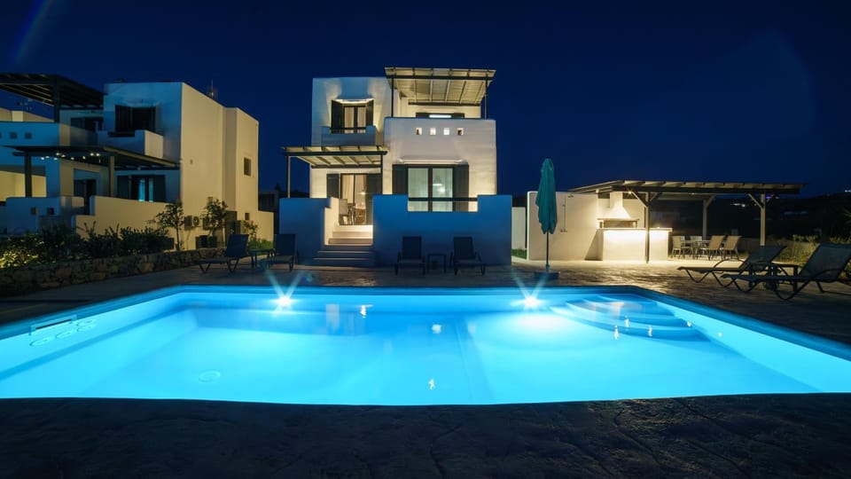 Night, Swimming pool