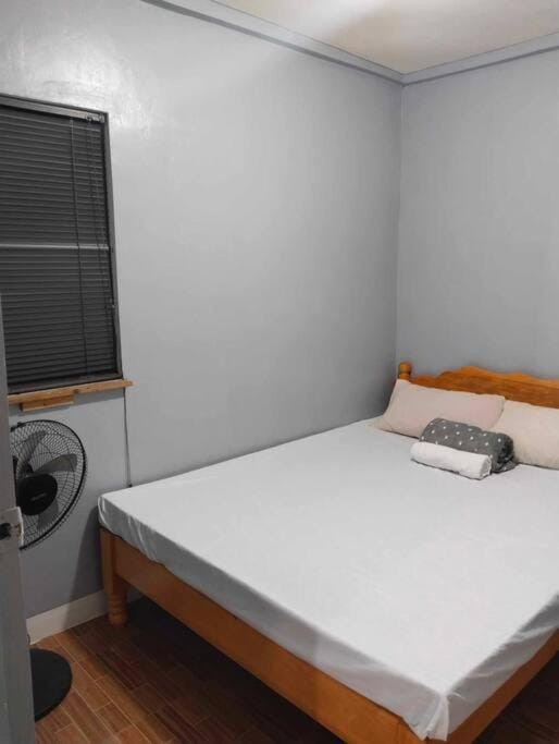 Caleb-Spacious 1BRH for Backpackers Place WiFi Apartment in Calabarzon