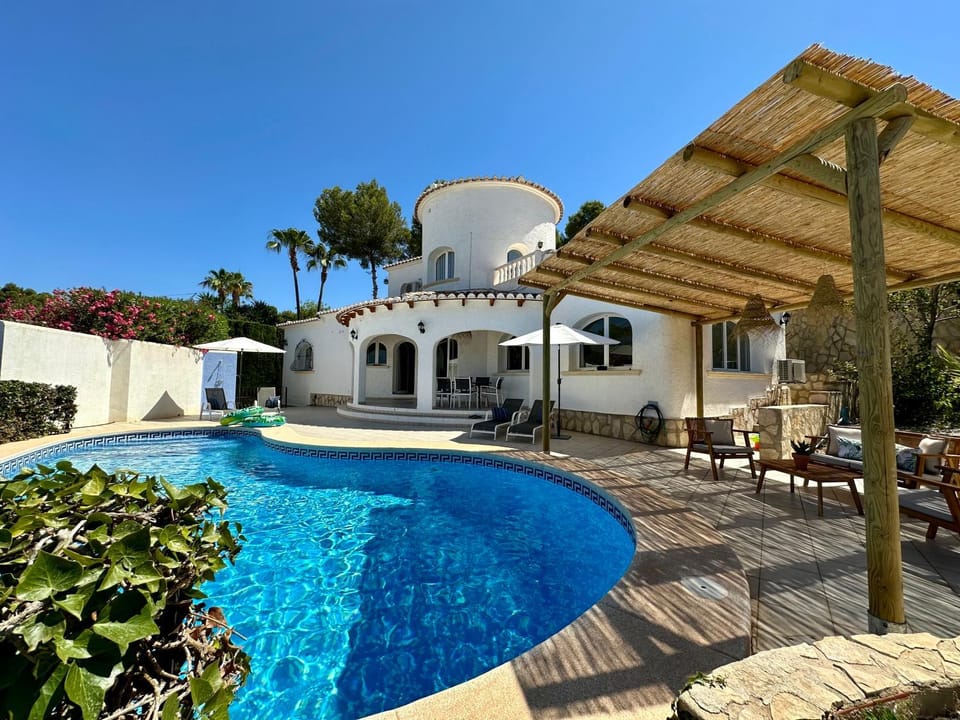 3 Bedroom villa, walking distance to Moraira Villa in Marina Alta