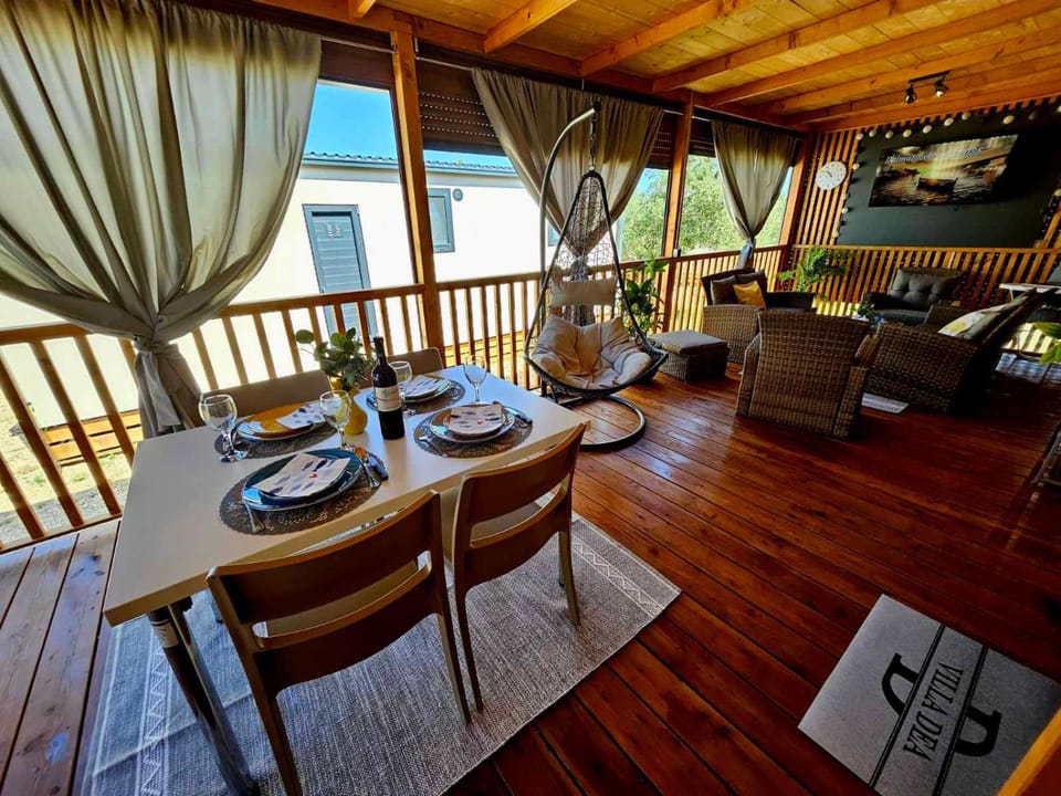 Balcony/Terrace, Seating area