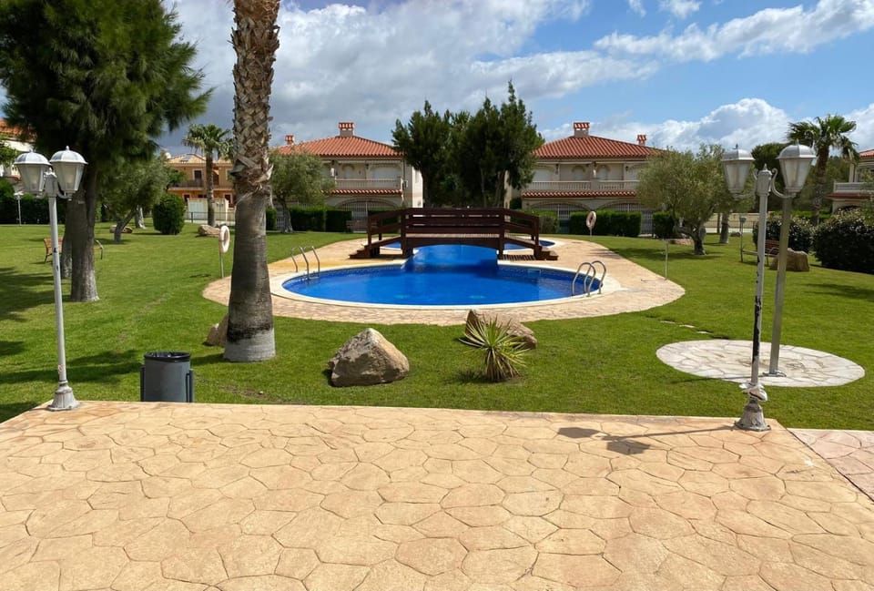 Garden, Swimming pool