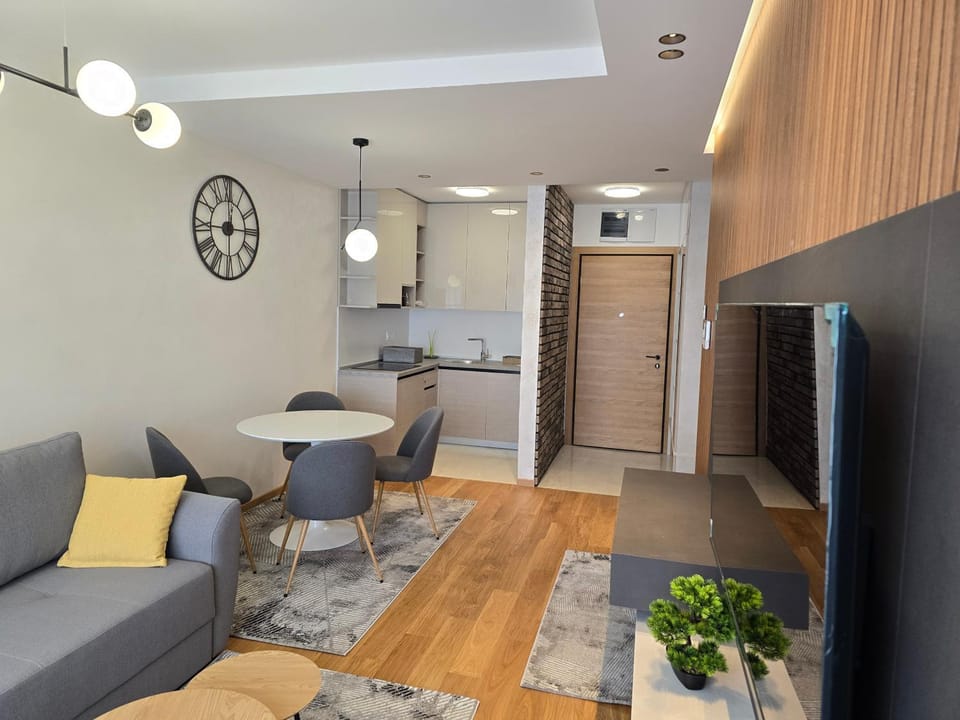 Apartment Promenada Lux Apartment in Novi Sad