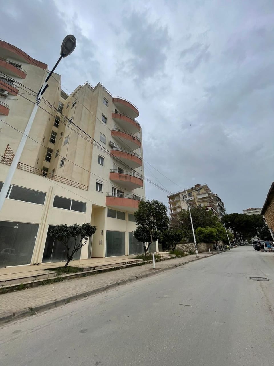 Property building, Street view, Location