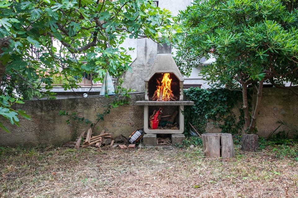 BBQ facilities, Garden