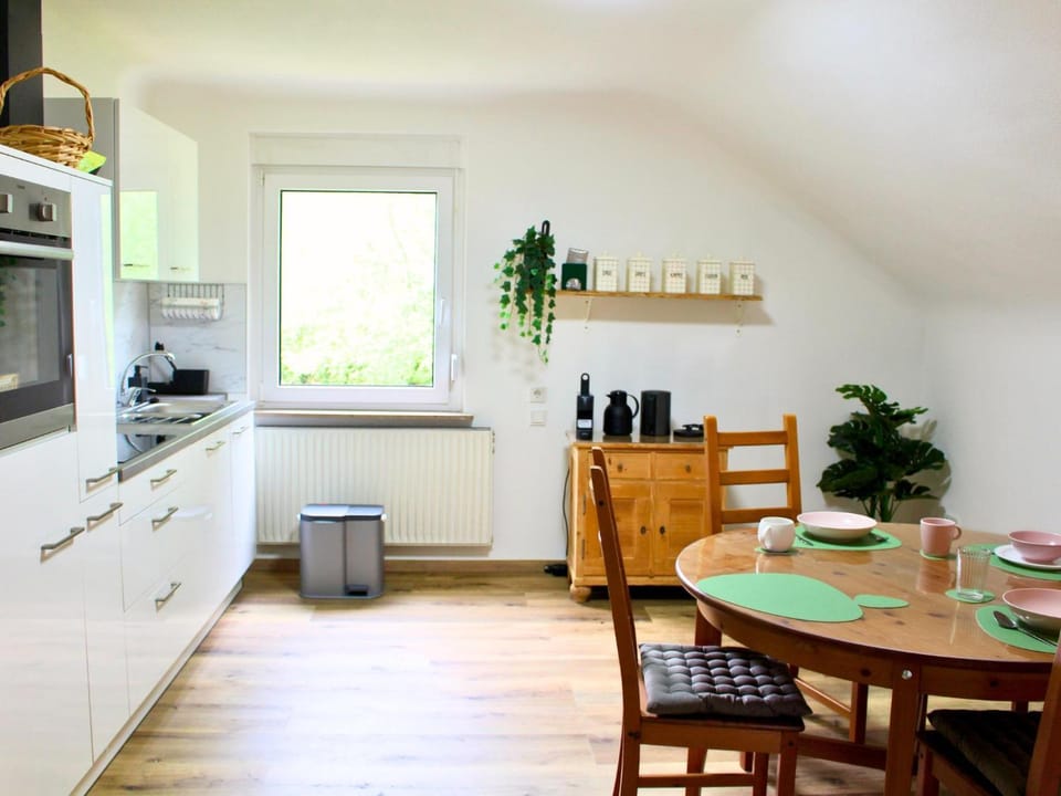View (from property/room), Kitchen or kitchenette, Dining area, stove, kitchen