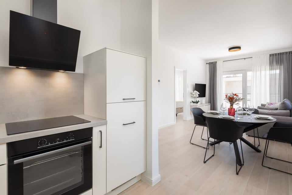 TT - Apartments with private parking Apartment in Split-Dalmatia County