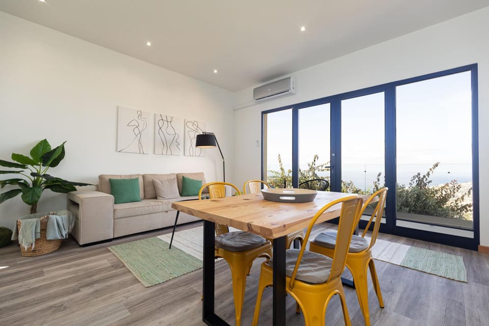 The View Flat by Rent-a-key House in Funchal
