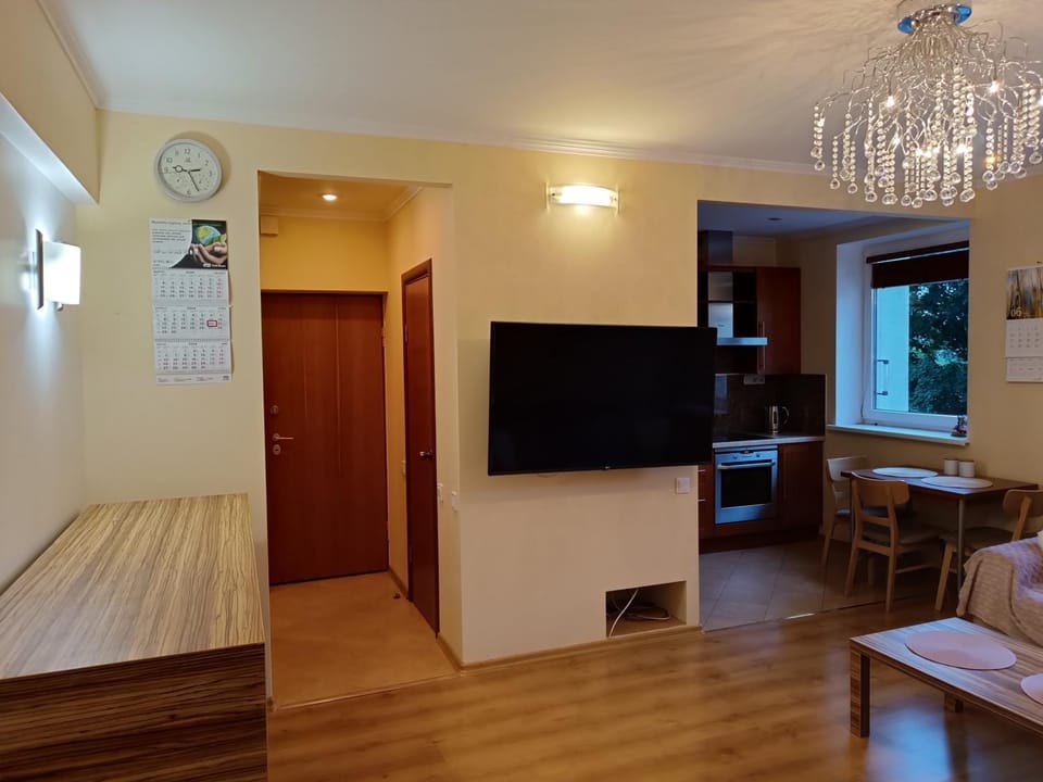 TV and multimedia, Living room, Dining area