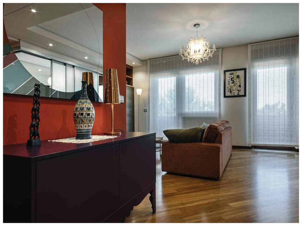 Living room, Photo of the whole room, Seating area