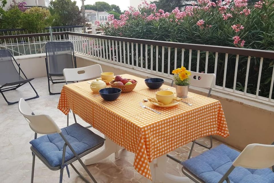 Balcony/Terrace, Balcony/Terrace