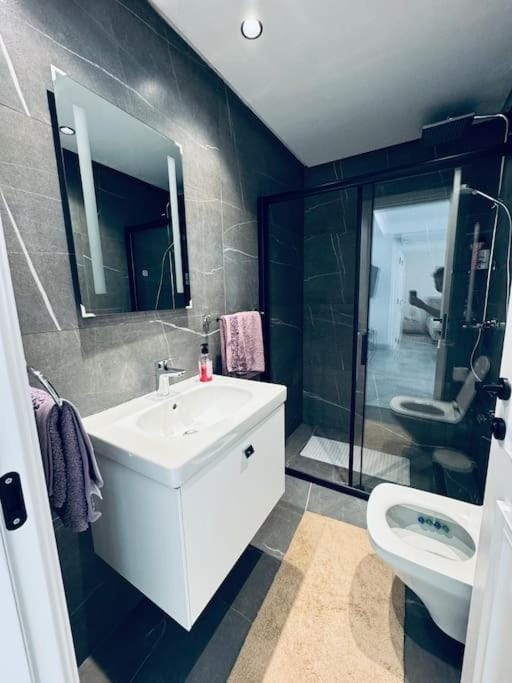 Superbe appartement avec piscine Apartment in Tunis Governorate, Tunisia