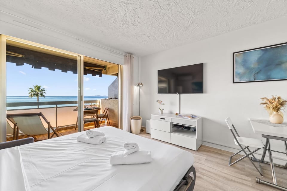 Horizon Océan-Studio bord de Mer Apartment in Nice
