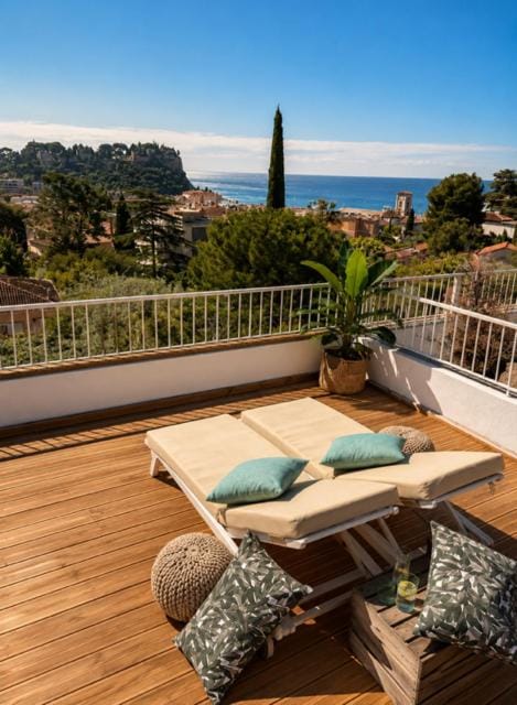Patio, View (from property/room), Balcony/Terrace, Sea view