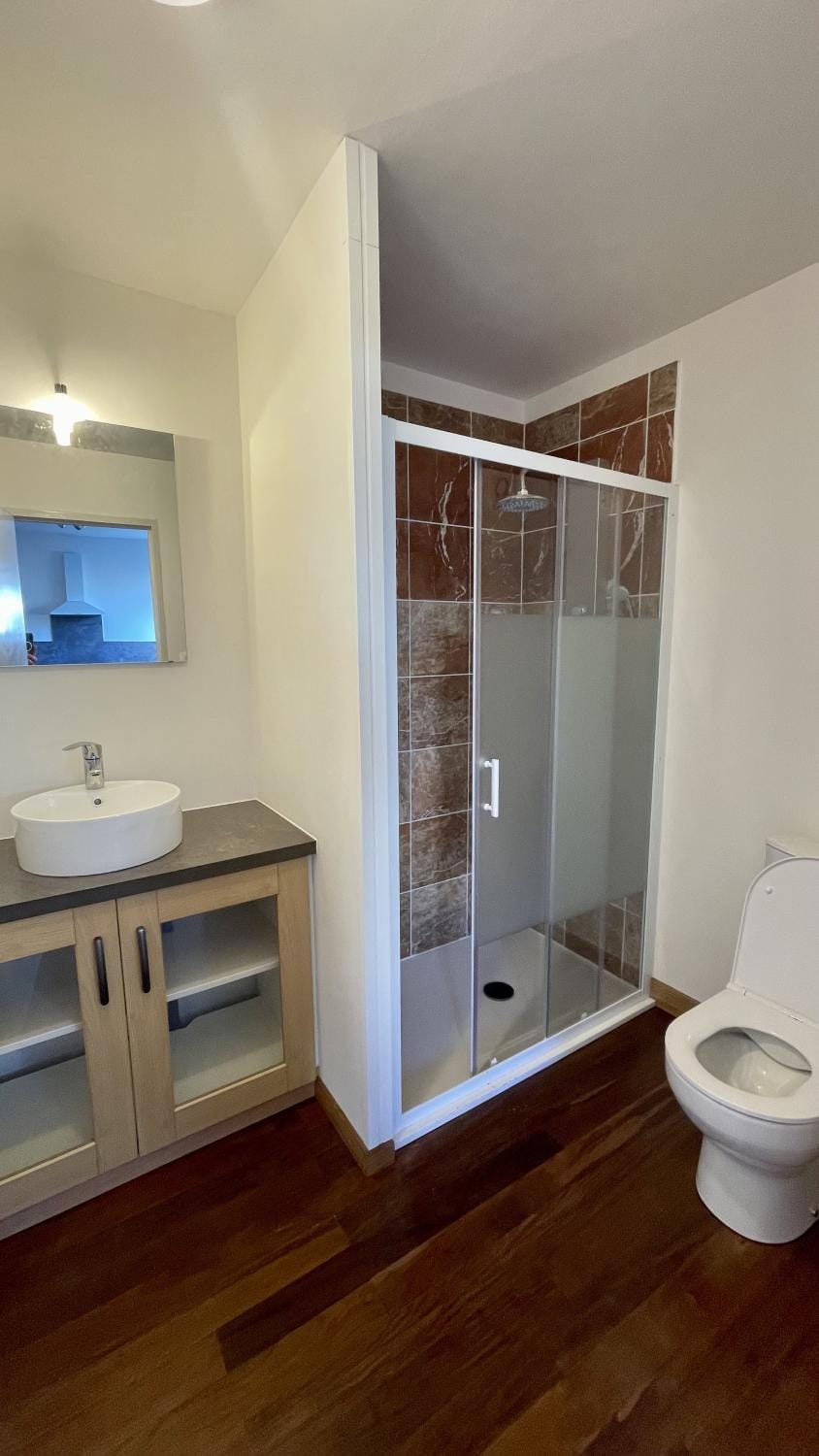 Shower, Toilet, Bathroom