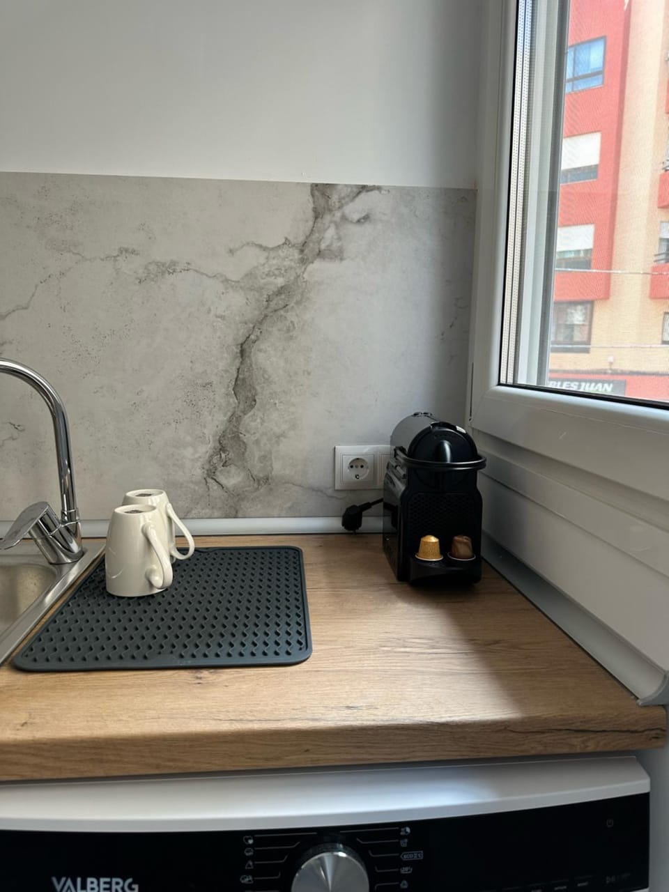 Coffee/tea facilities, Kitchen or kitchenette