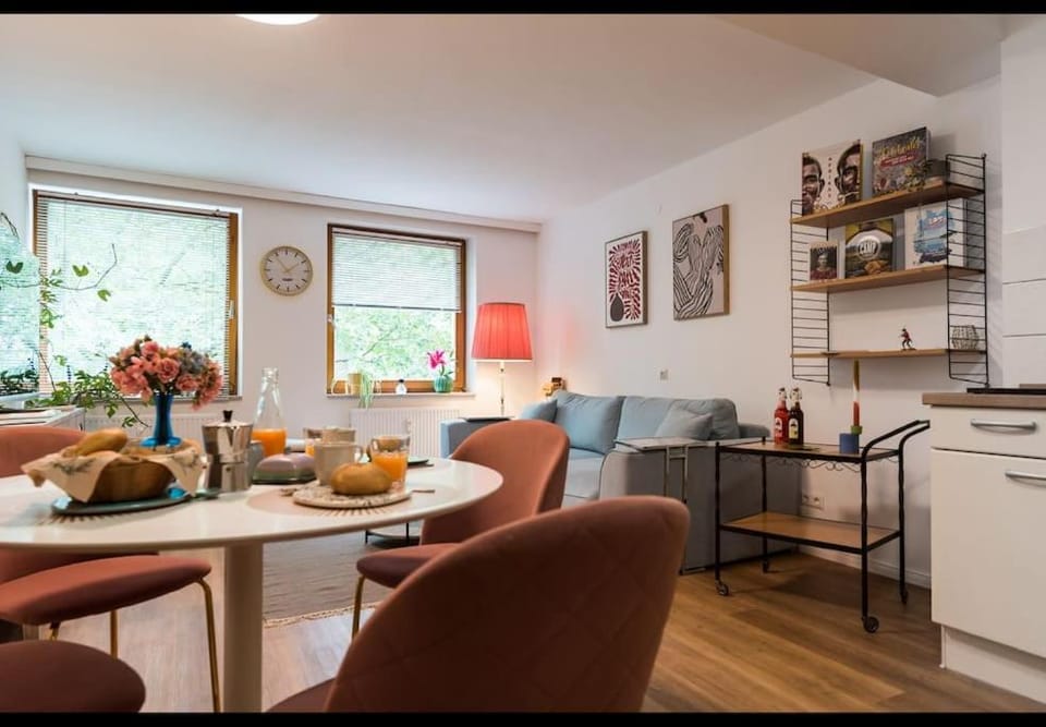 Living room, Seating area, Dining area