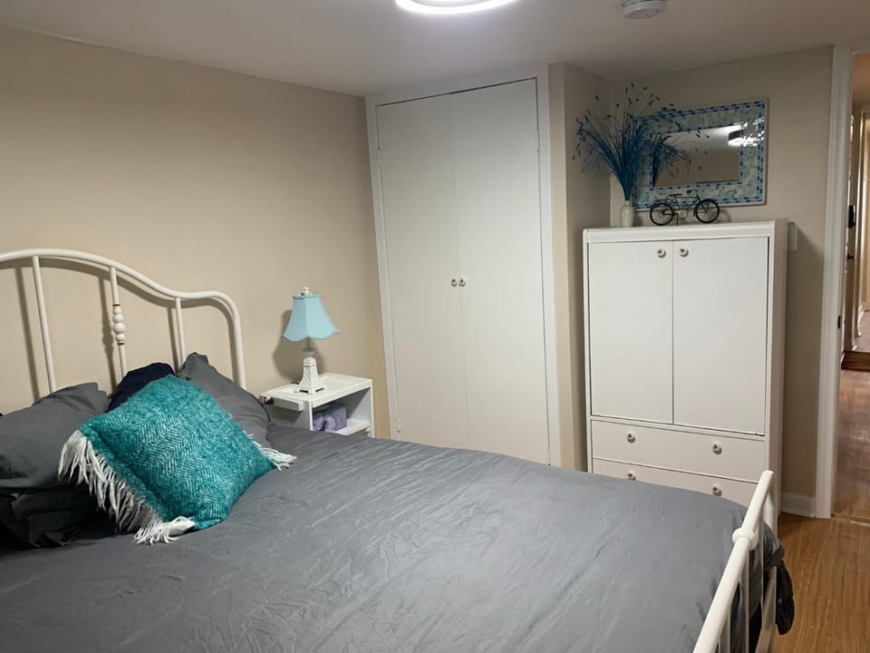 Bed, Bedroom, wardrobe