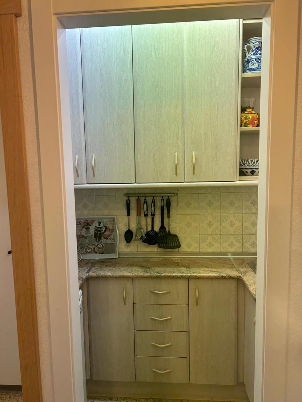 Kitchen or kitchenette