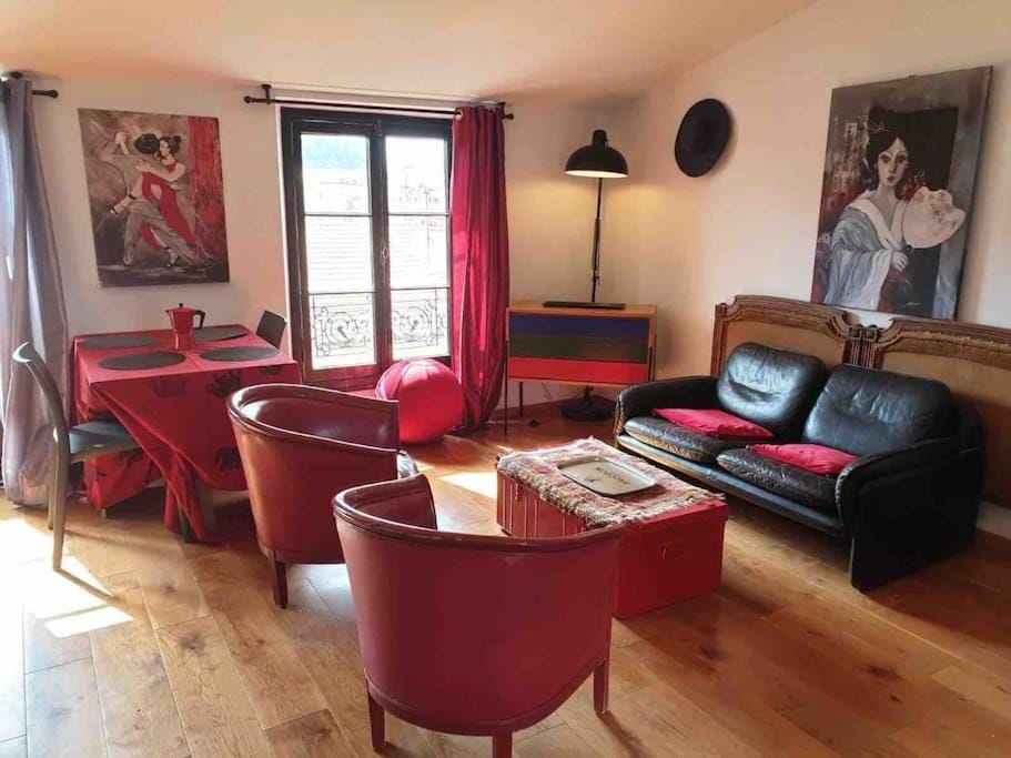 Balcony last floor harbour Nice parking on demand Apartment in Nice