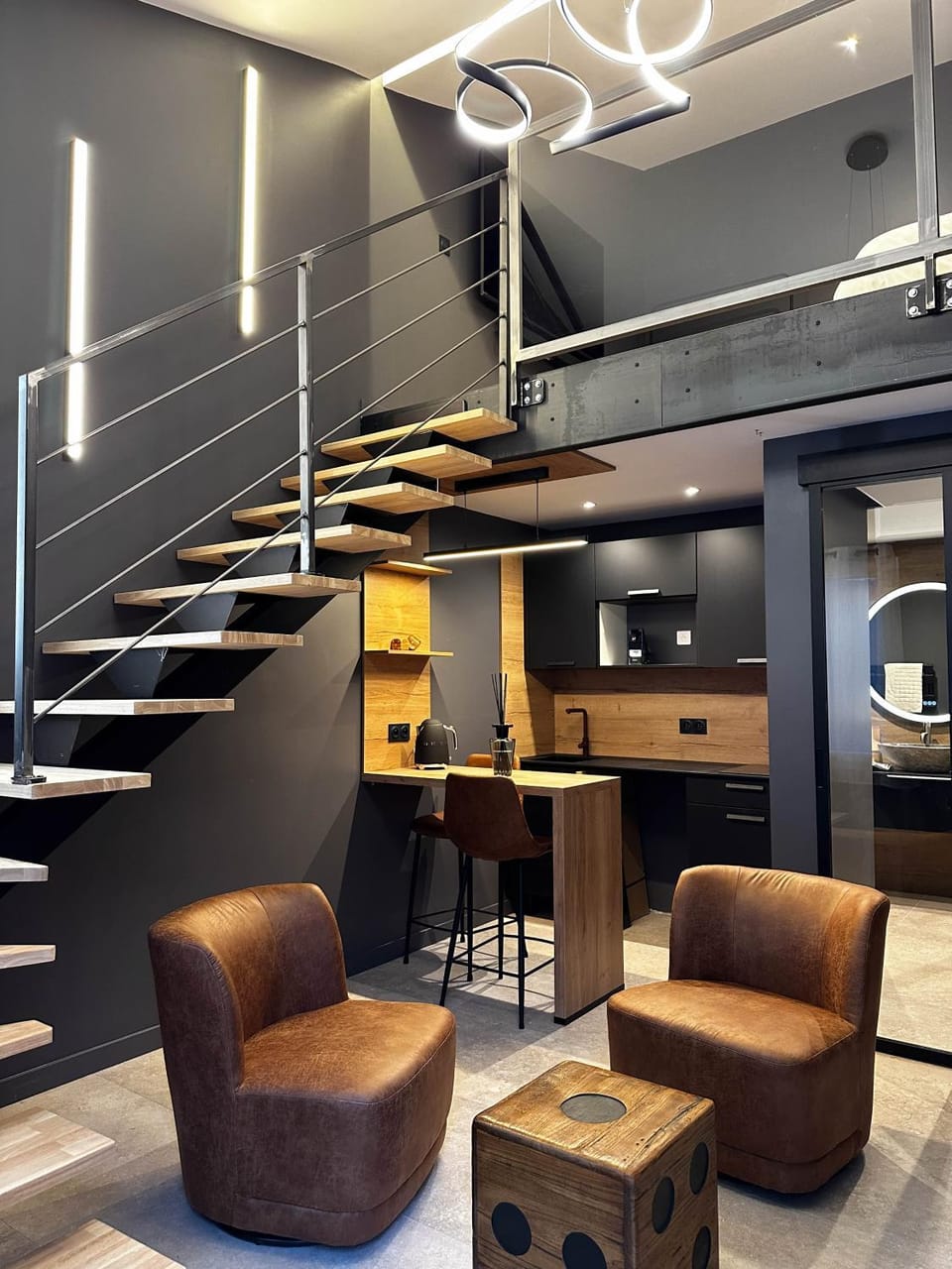 Kitchen or kitchenette, Living room