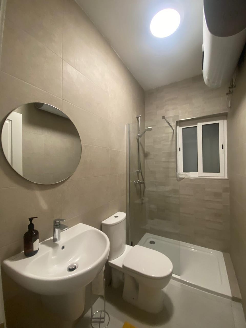 Shower, Toilet, Bathroom