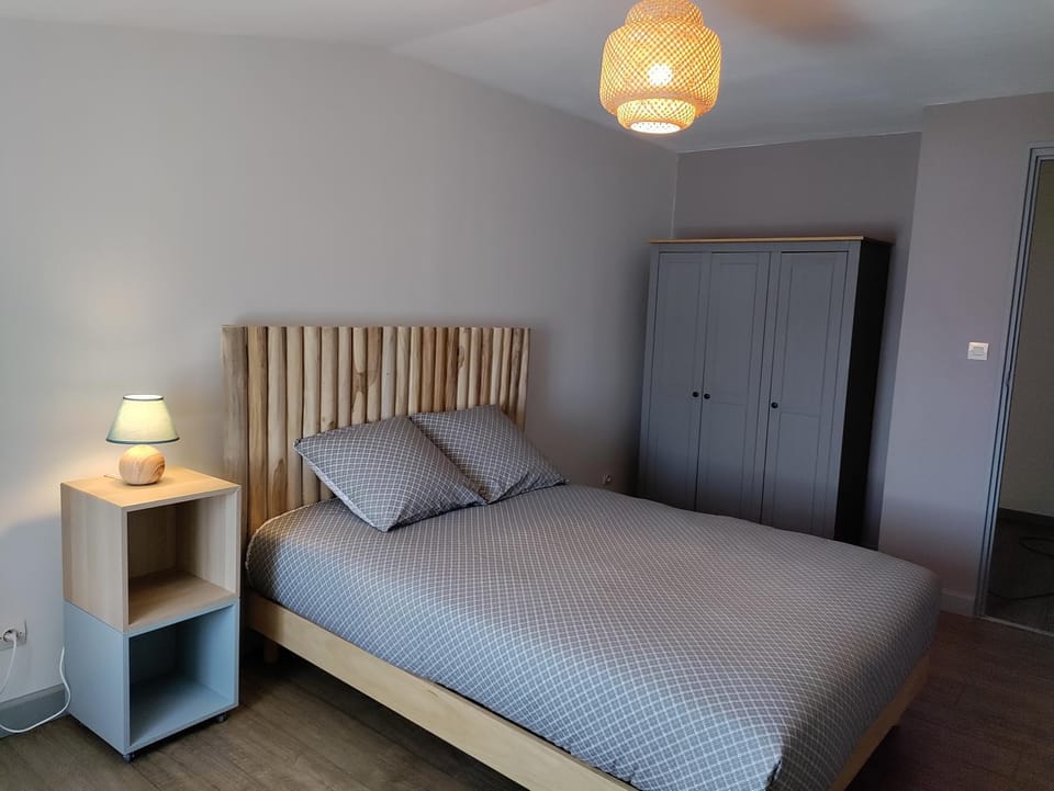 Bed, Bedroom, wardrobe