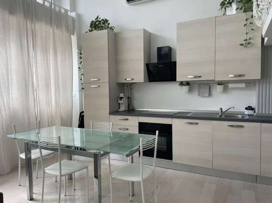 Appartamento Loft Navigli - Bocconi - IULM Apartment in Milan