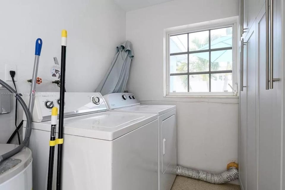 laundry, washing machine, dryer