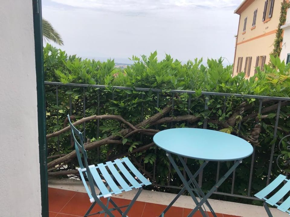 Day, View (from property/room), Balcony/Terrace, Garden view, Sea view