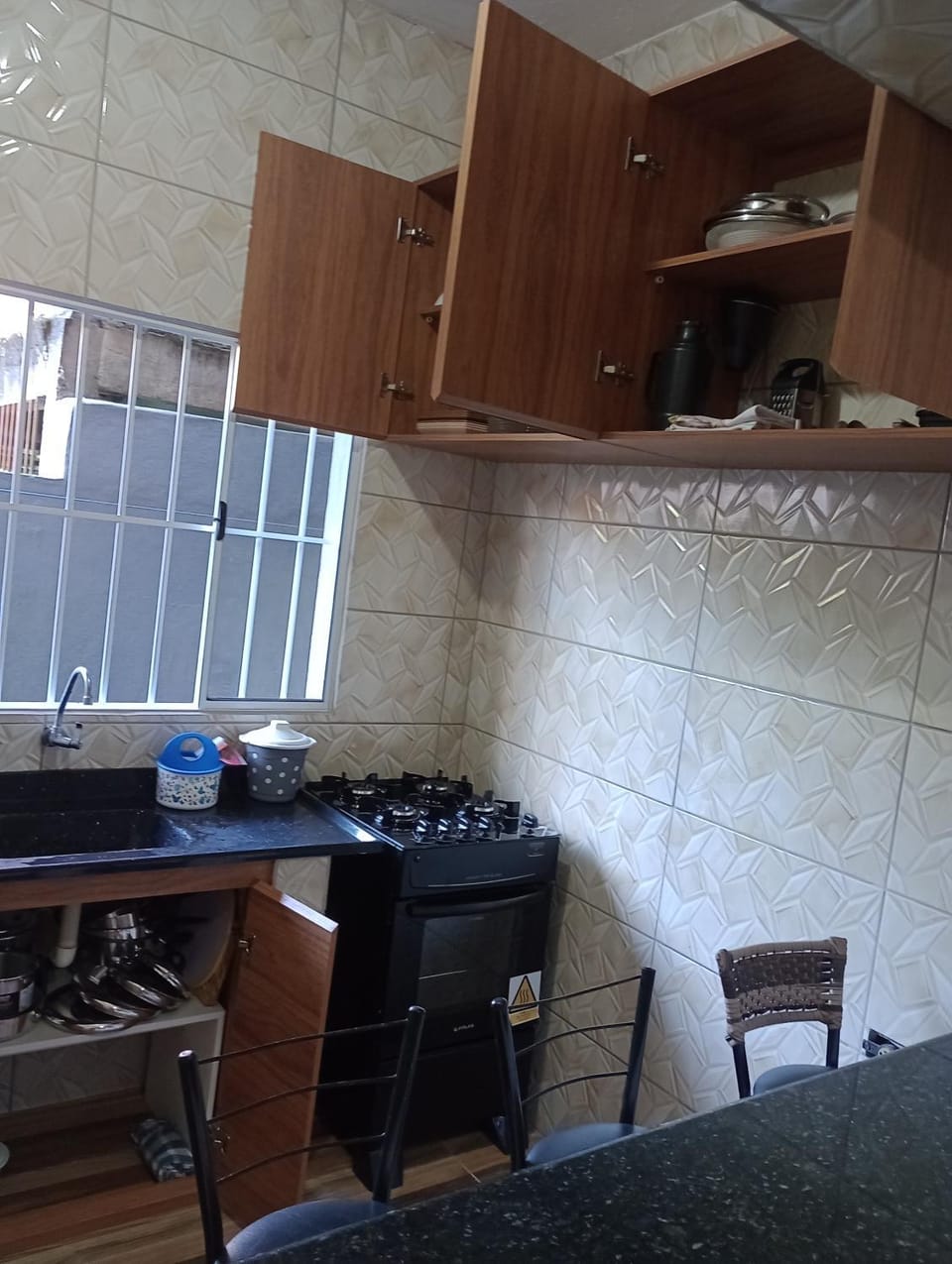 Casa2 ótima localização, reformada e móveis novos House in Caraguatatuba