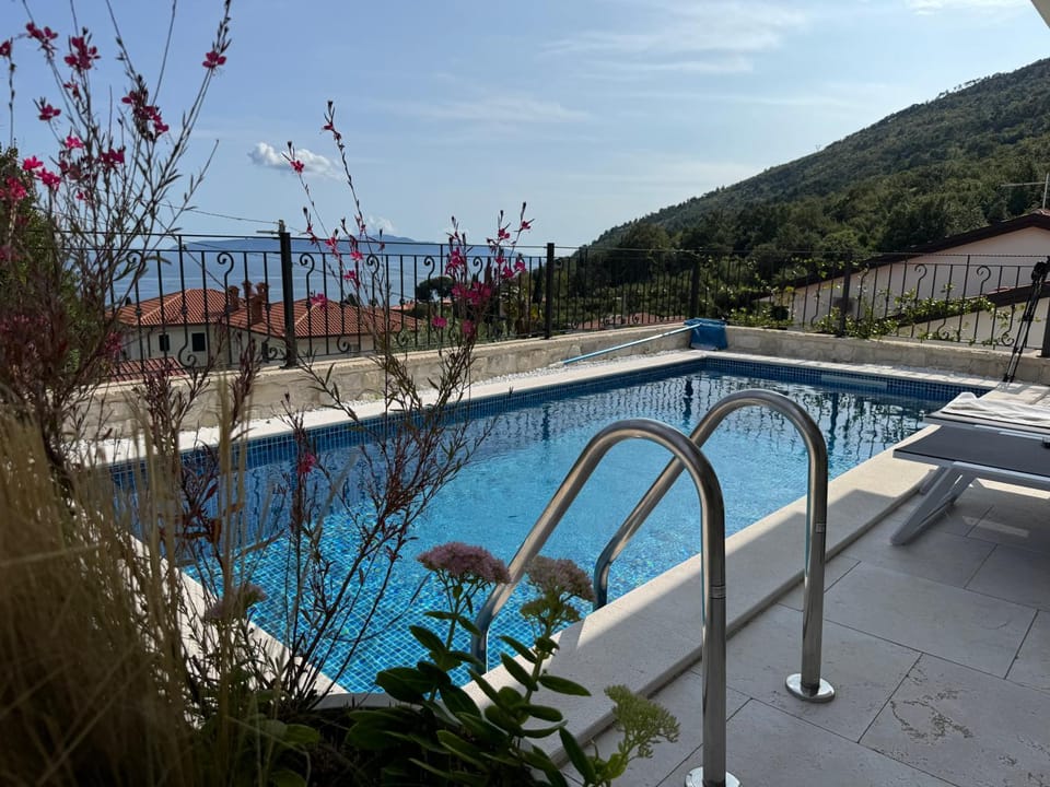 Pool view, Sea view, Swimming pool