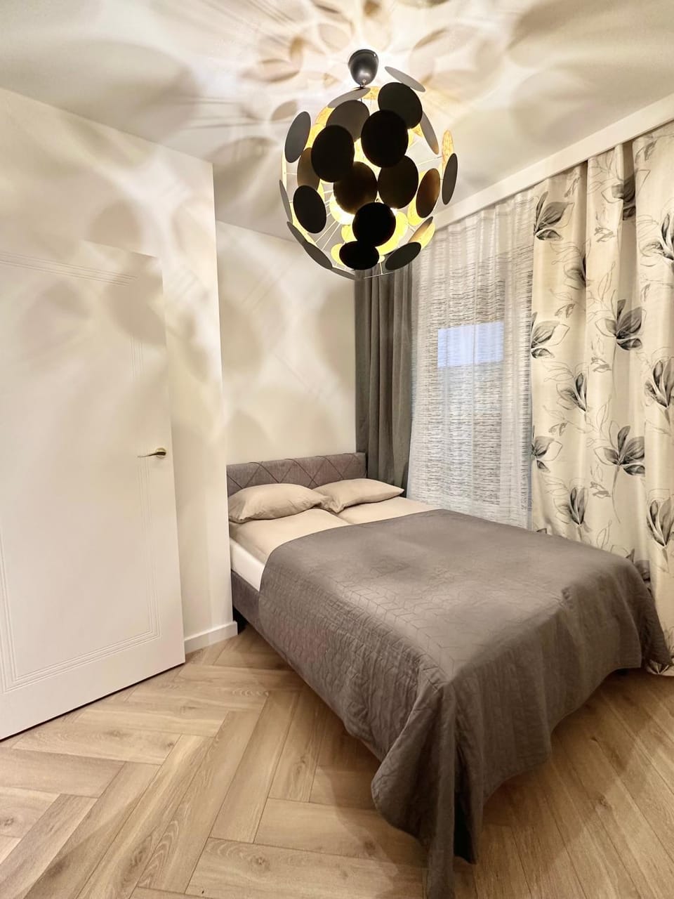 D&M Apart Butikowa Kamienica Parking Apartment in Poland