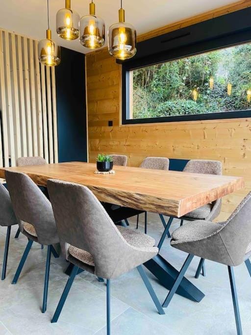 Chalet moderne tout confort à st lary village Chalet in Saint-Lary-Soulan