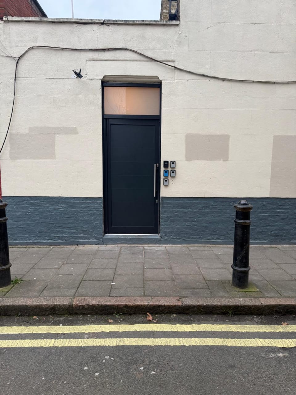Zee homes W6 Apartment in London