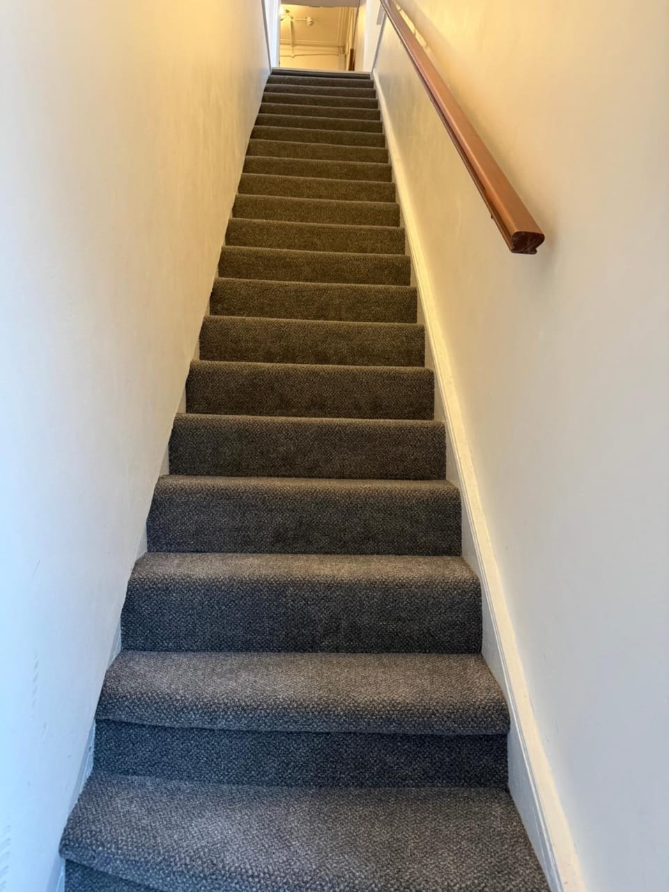 Zee homes W6 Apartment in London