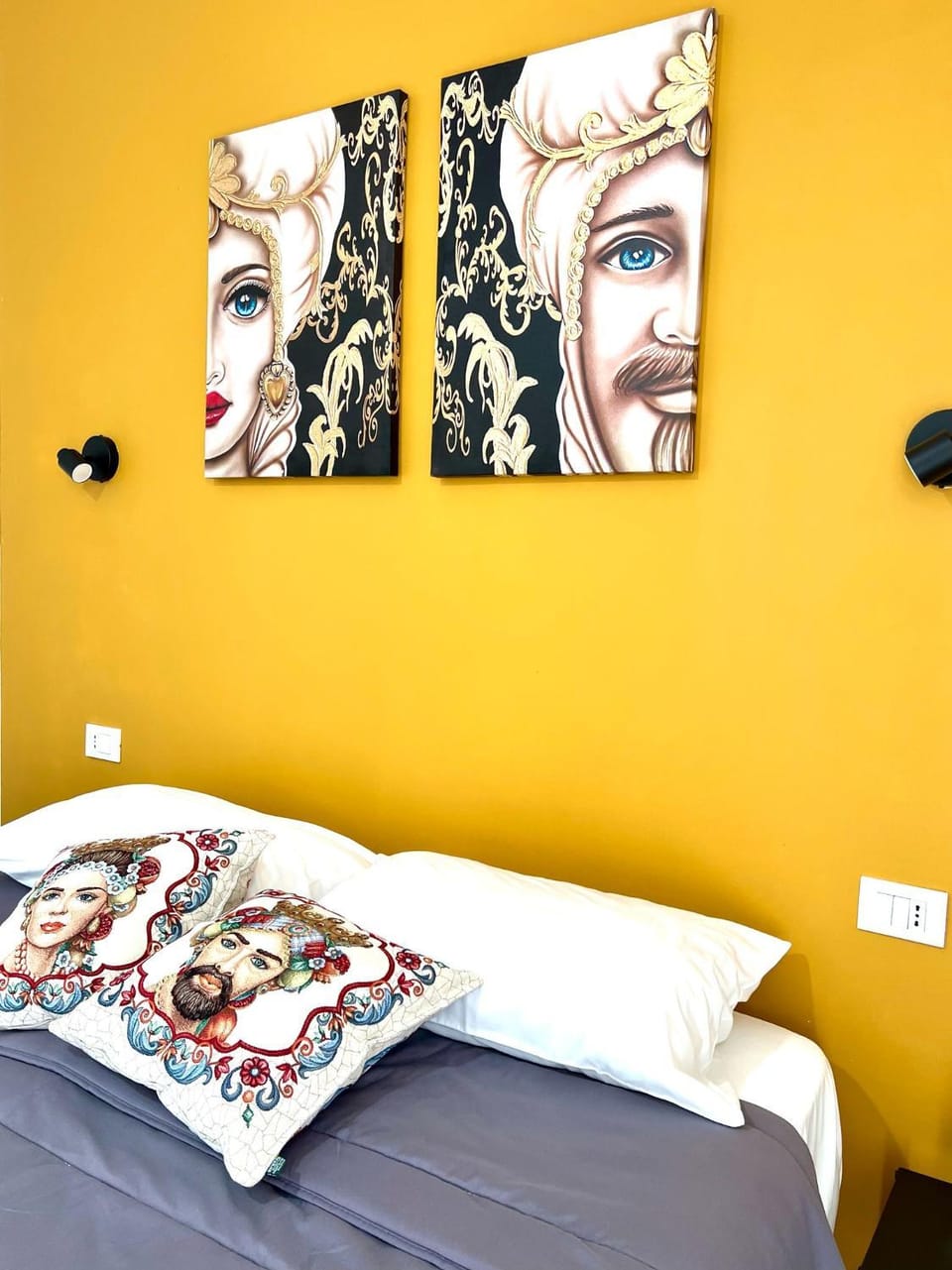 Bed, Decorative detail, Bedroom