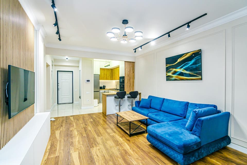 TV and multimedia, Kitchen or kitchenette, Living room