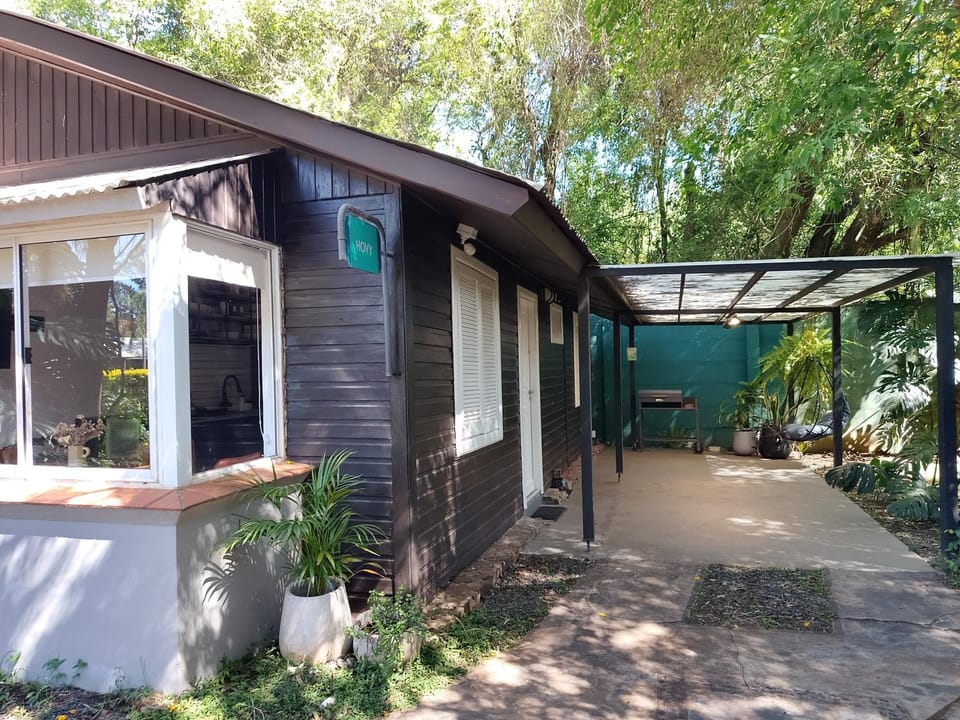 Property building, Day, Garden