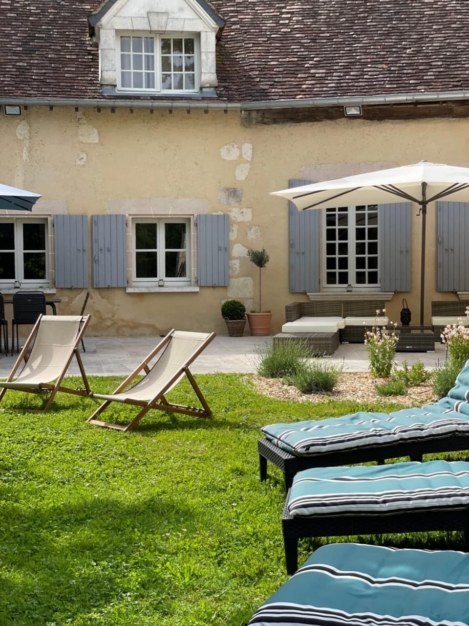 Garden, sunbed