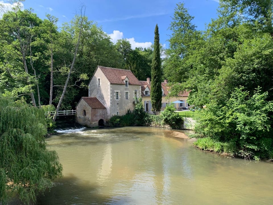 Property building, Nearby landmark, Spring, Natural landscape, River view