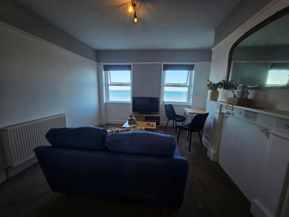 Lion House, Seafront Apartments Apartment in Weymouth