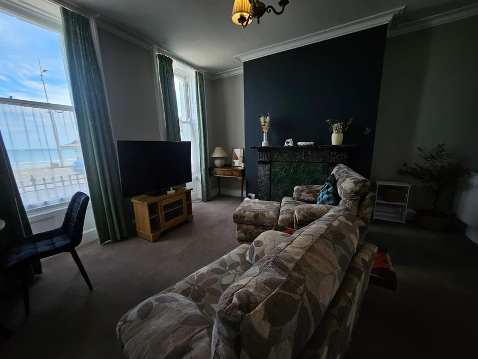 Lion House, Seafront Apartments Apartment in Weymouth