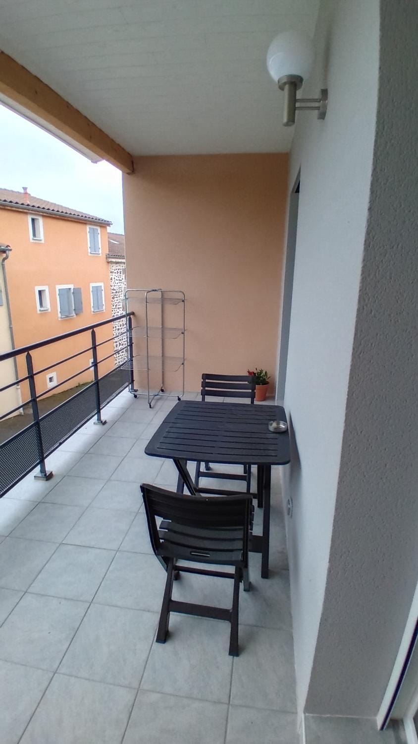 Gite 4 pers Apartment in Auvergne-Rhône-Alpes