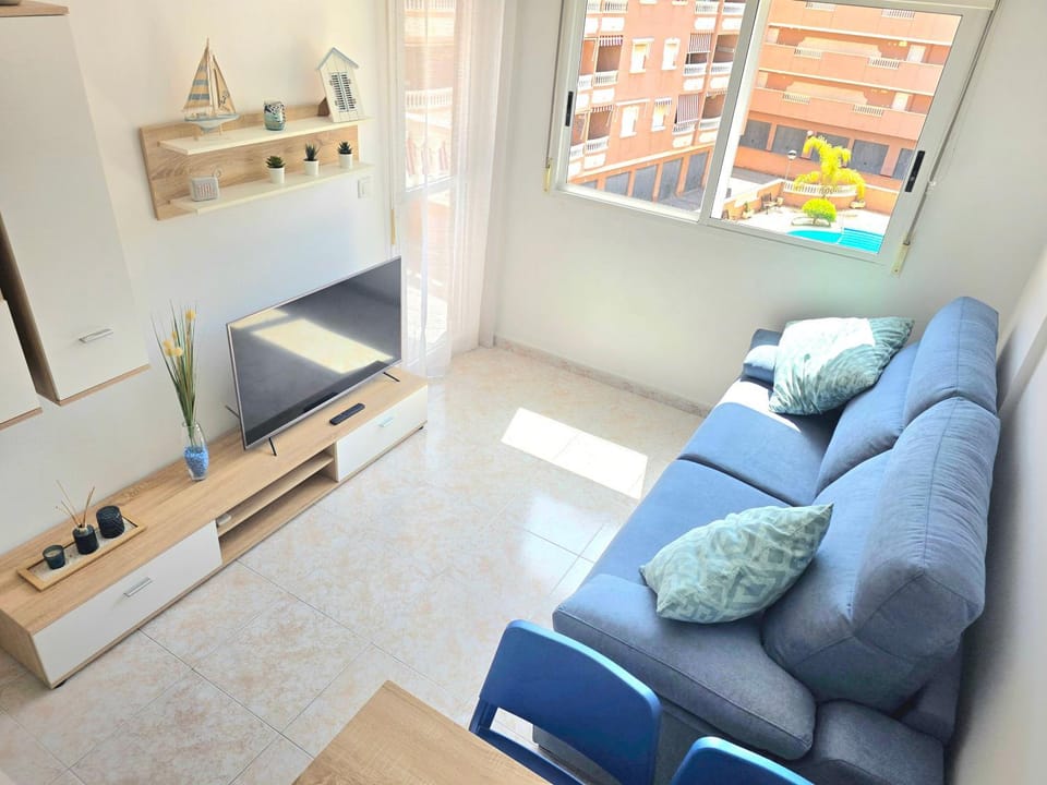 Communal lounge/ TV room, TV and multimedia