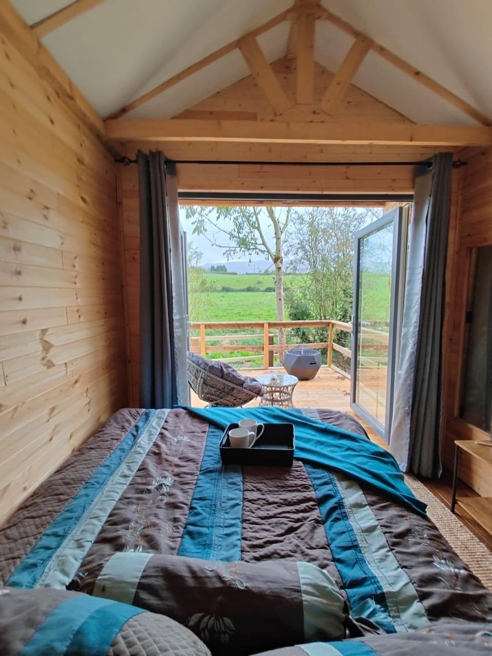Riverside cabin Cabin in County Limerick